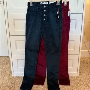 Old Navy Rockstar corduroy pants in dark blue and burgundy colors
New 
2 for $20